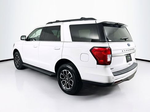 Used 2024 Ford Expedition XLT image 5