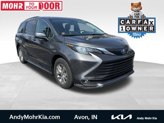Used 2025 Toyota Sienna XLE w/ XLE Plus Package FWD 360° Tour