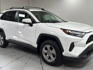 Used 2022 Toyota RAV4 XLE video 3