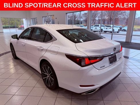 Certified 2025 Lexus ES 350 w/ Premium Package image 5
