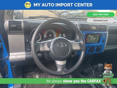 Used 2007 Toyota FJ Cruiser 4WD image 9