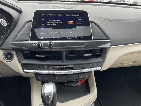 Used 2021 Cadillac CT4 Premium Luxury image 8