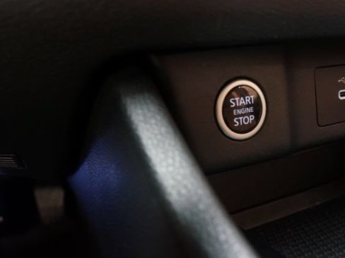 Certified 2023 Nissan Rogue SV AWD/4WD image 26