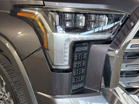 Used 2022 Toyota Tundra 1794 Edition image 10