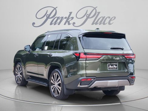 New 2026 Lexus LX 700h Luxury w/ Appearance Package AWD/4WD image 3