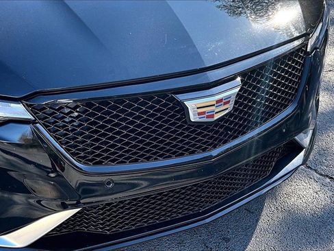 Certified 2022 Cadillac CT4 Sport w/ LPO, ONYX Package image 33