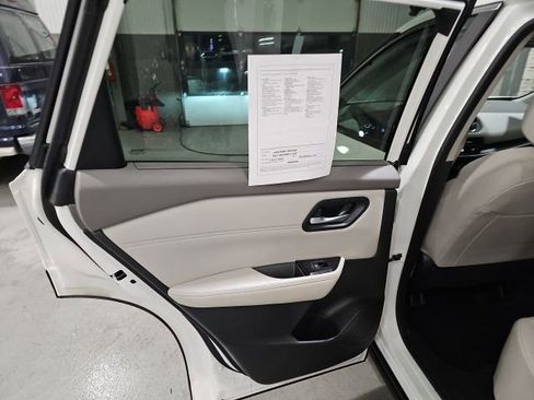 Certified 2023 Nissan Rogue SV w/ SV Premium B Package image 20