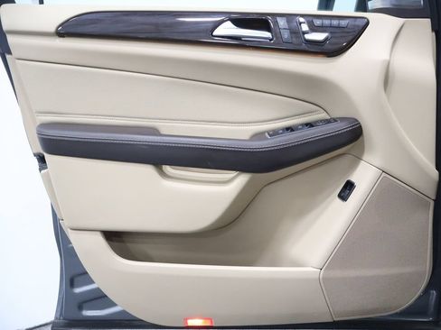 Certified 2018 Mercedes-Benz GLE 350 4MATIC image 12
