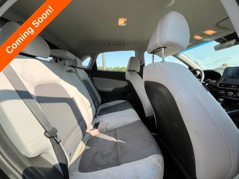 Used 2023 Hyundai Kona SE w/ Cargo Package FWD image 31