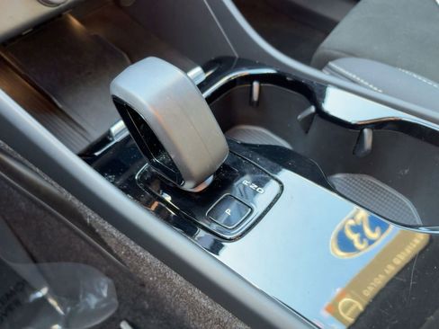 Certified 2023 Volvo C40 P8 Recharge Ultimate w/ Protection Package Premier image 16