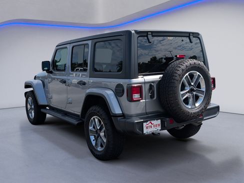 Used 2021 Jeep Wrangler Unlimited Sahara AWD/4WD image 5
