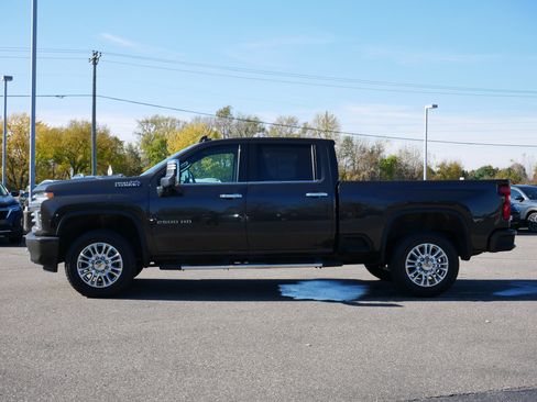 Used 2021 Chevrolet Silverado 2500 High Country w/ Z71 Off-Road Package image 4