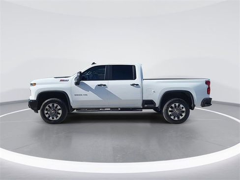 Used 2024 Chevrolet Silverado 2500 Custom w/ Custom Value Package image 1
