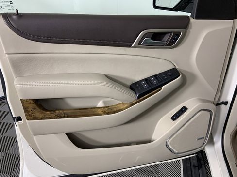 Used 2015 GMC Yukon XL Denali w/ Touring Package image 24