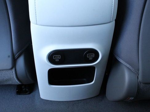 New 2024 Hyundai Ioniq 5 SEL image 18