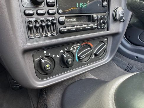 Used 1999 Plymouth Prowler image 29