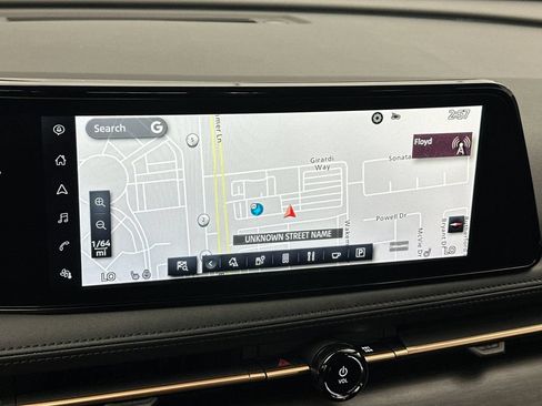 Used 2023 Nissan Ariya FWD image 18
