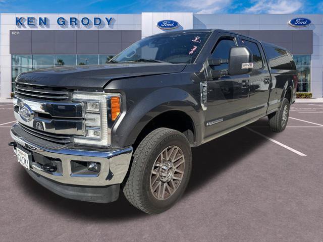 Used 2017 Ford F250 Lariat w/ Lariat Ultimate Package AWD/4WD image 4