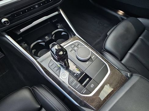 Used 2022 BMW 330i xDrive Sedan w/ Driving Assistance Package AWD/4WD image 19