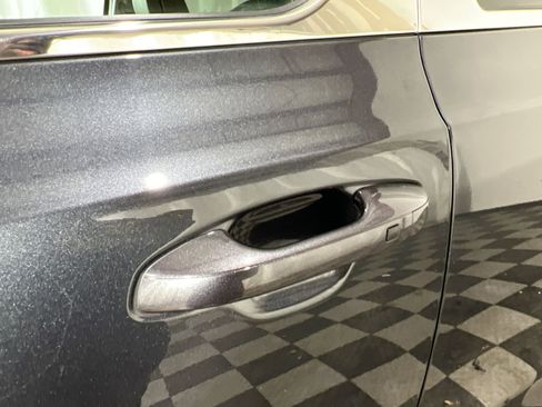 Used 2022 Kia Telluride LX image 15