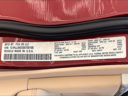 New 2025 Jeep Grand Cherokee L Limited w/ Luxury Tech Group II RWD image 20