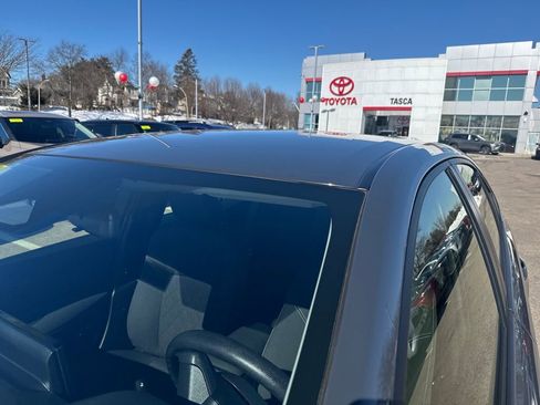 Used 2025 Toyota Corolla LE image 43