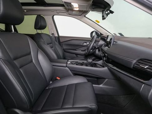 Used 2023 Nissan Rogue SL w/ SL Premium Package AWD/4WD image 16