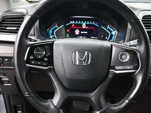 Used 2018 Honda Odyssey EX-L image 24