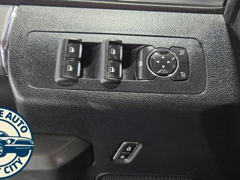 Used 2016 Ford F150 XLT w/ Equipment Group 302A Luxury AWD/4WD image 27