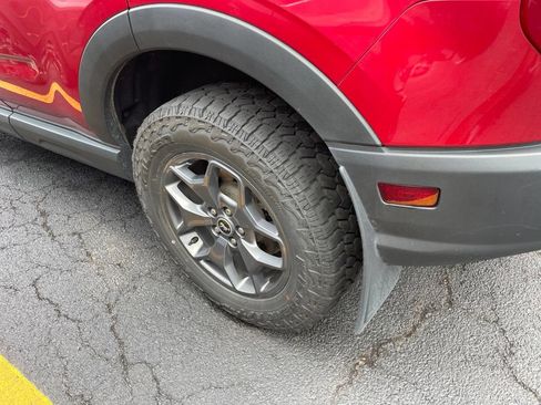 Used 2021 Ford Bronco Sport Badlands AWD/4WD image 4