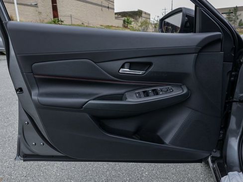 New 2026 Nissan Sentra SR w/ Floor Mat Package image 13