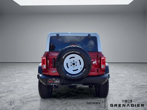 Used 2025 Ford Bronco Heritage Edition AWD/4WD image 6