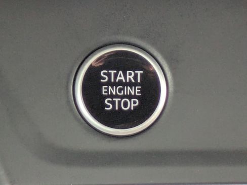 Used 2023 Audi Q3 2.0T Premium Plus w/ Premium Plus Package image 16