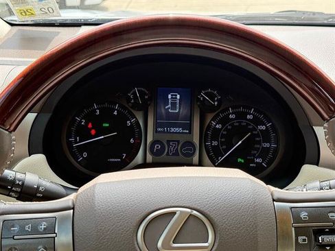 Used 2015 Lexus GX 460 w/ Premium Package AWD/4WD image 15