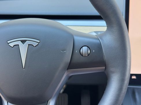 Used 2023 Tesla Model 3 Standard Range RWD image 19