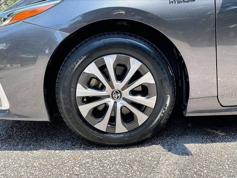 Used 2022 Toyota Prius Prime Limited FWD image 34