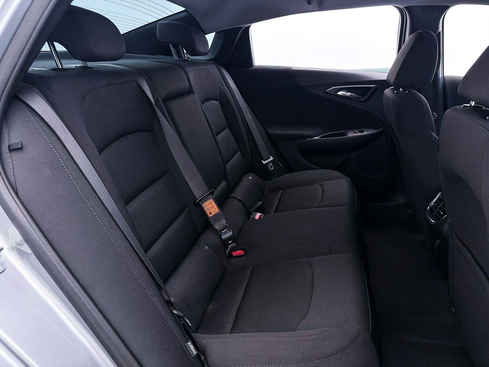 Used 2024 Chevrolet Malibu LT FWD image 34