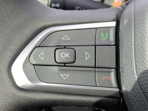 New 2026 Jeep Compass Latitude image 21