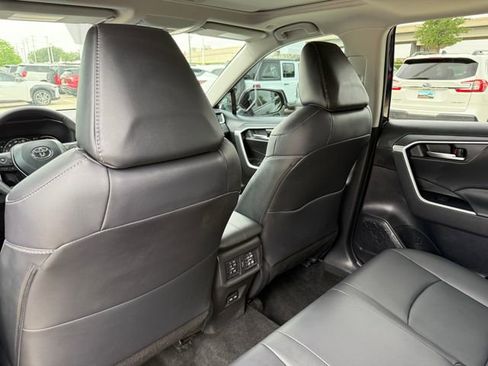 Used 2025 Toyota RAV4 XLE Premium FWD image 22