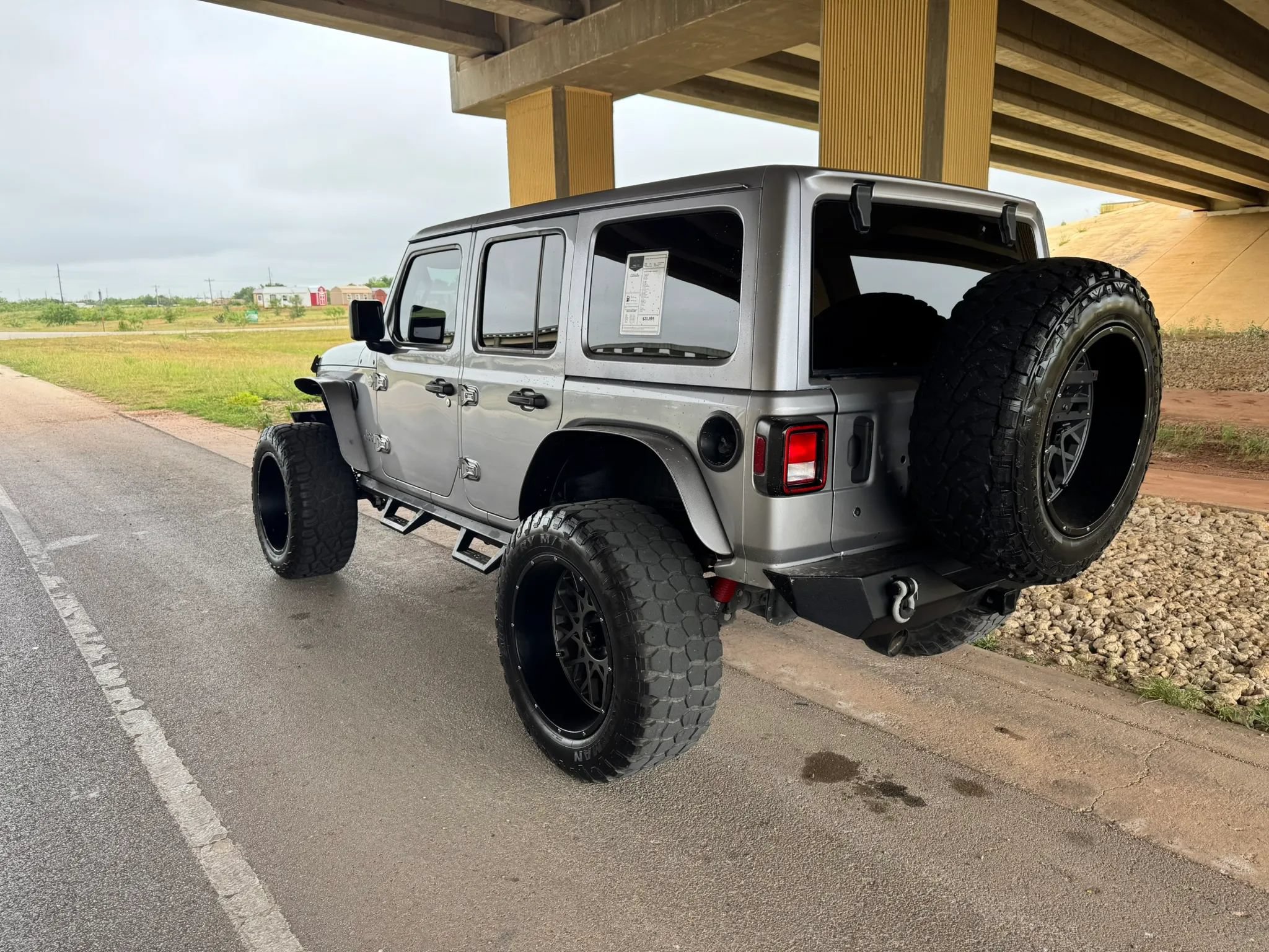 Used 2018 Jeep Wrangler Unlimited Sport S AWD/4WD image 5