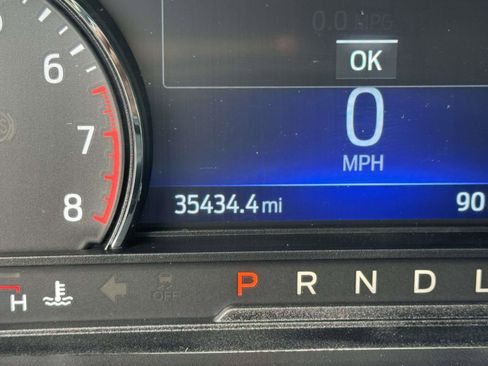 Certified 2022 Ford Explorer XLT w/ Equipment Group 202A image 21