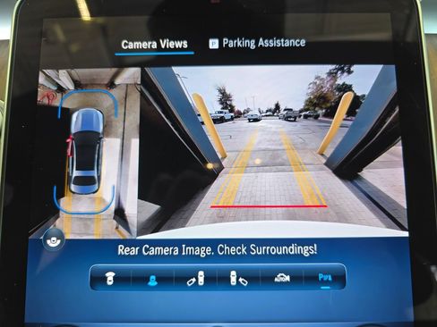 Certified 2025 Mercedes-Benz C 300 Sedan image 28