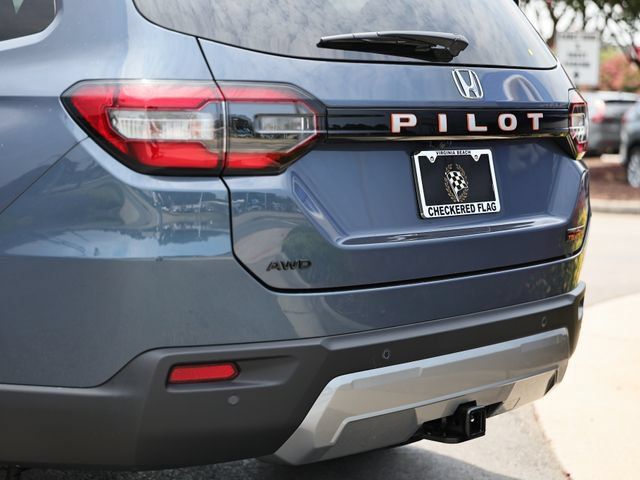 New 2026 Honda Pilot TrailSport image 11