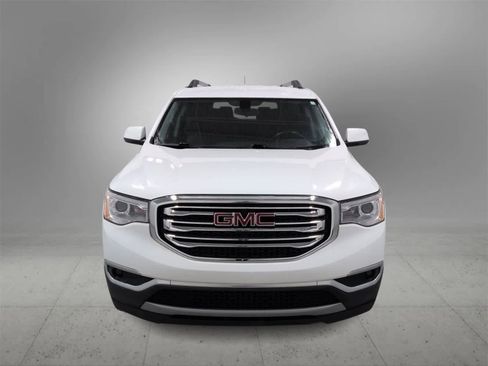 Used 2019 GMC Acadia SLE image 3