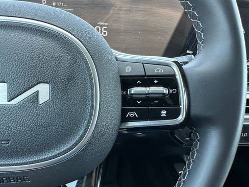 Used 2025 Kia Sorento S w/ Panoramic Sunroof Package FWD image 28