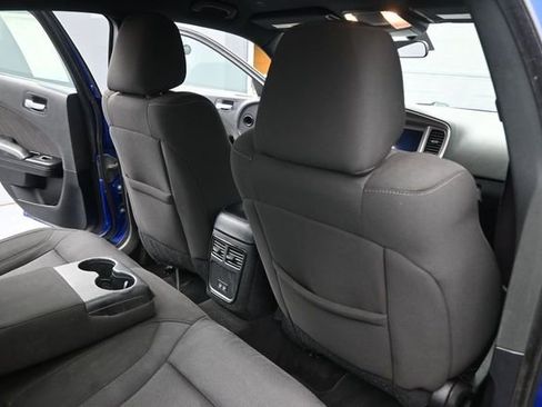 Used 2022 Dodge Charger SXT w/ Blacktop Package RWD image 29