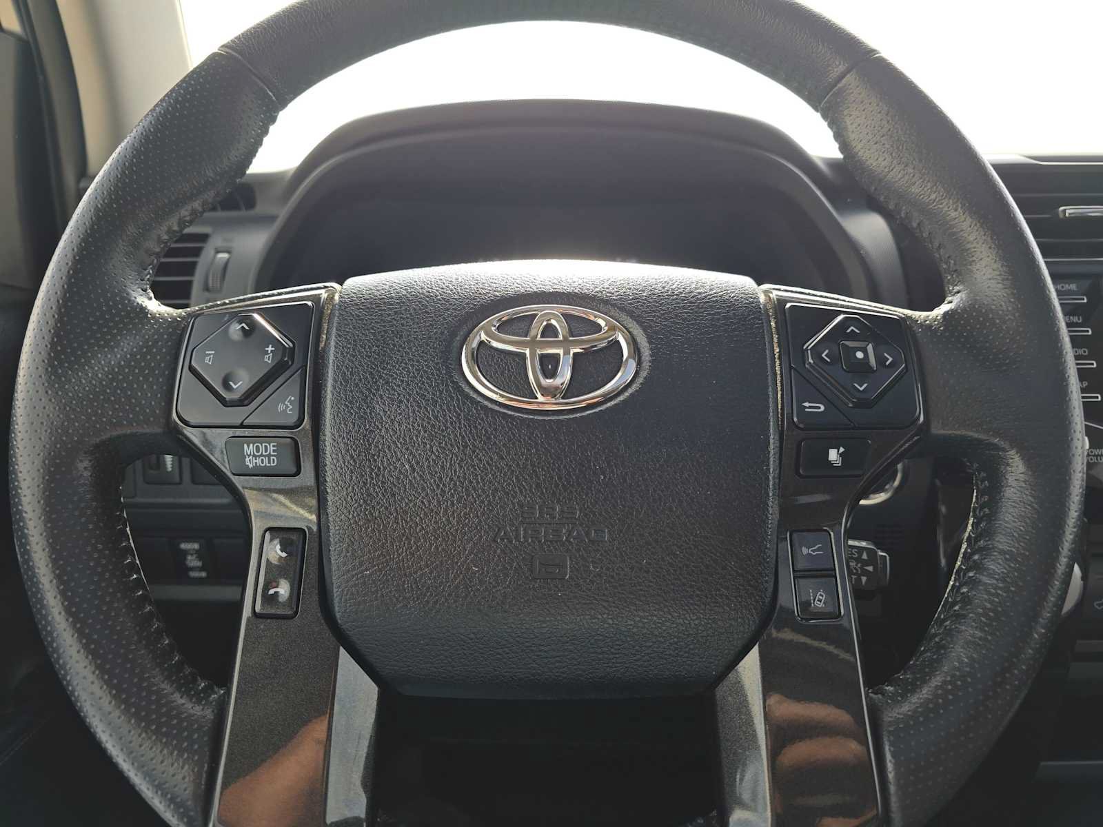 Certified 2021 Toyota 4Runner TRD Off-Road Premium w/ Moonroof Package AWD/4WD image 26