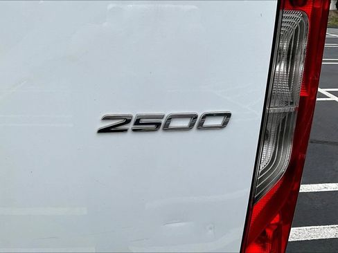 Used 2025 Mercedes-Benz Sprinter 2500 image 19