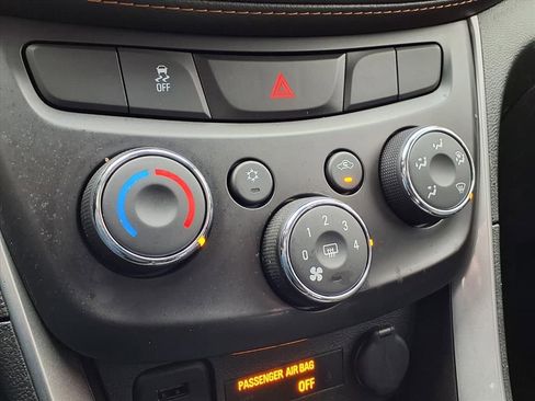 Used 2021 Chevrolet Trax LS w/ Tint and Cruise Package image 25