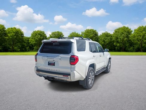 Used 2026 Toyota 4Runner Limited AWD/4WD image 7